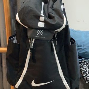 nike elite backup